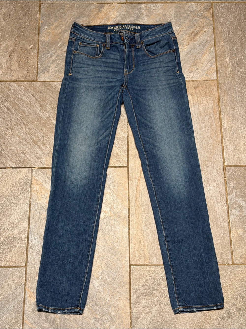 American Eagle Outfitters Women’s Dark Blue Skinny Jeans